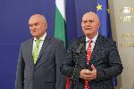 София – Връчване на националния флаг на олимпийските отбори по природни науки