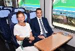 Министърът на транспорта и съобщенията Георги Гвоздейков присъства на представянето на новозакупените немски вагони на БДЖ
