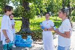 София- БЧК раздава вода заради горещините