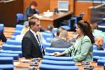 София- Заседание на НС-изключиха 17 депутати от ДПС