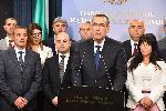 Независимите бивши депутати от  ДПС дават изявление в парламента
