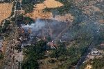 Пожар на гара Кочериново до Благоевград, горят дървени трупи