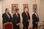 София - Президентът връчва мандат- Има такъв народ