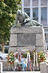 Уникалният паметник на скърбящия войн събра жителите на Видин за днешния национален празник