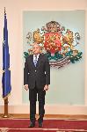 Президентът Румен Радев връчва националния флаг на 33-ата българска полярна експедиция
