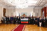 София- Президентът Румен Радев връчва националния флаг на 33-ата българска полярна експедиция<br />