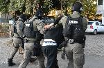 Бургас - Полицейска акция - задържани-срещу битовата престъпнос,наркоразпространението и изборната търговия