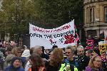 Протести и контрапротести на националисти и борци за права в Лондон