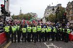 Лондон - протести и контрапротести - националисти и борци за права
