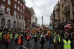Лондон - протести и контрапротести - националисти и борци за права