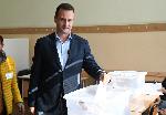 Бургас - Ден на избори - Жечо Станков гласува
