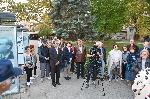 Фотоизложба, посветена на 130-годишнината от създаването на организирано журналистическо движение в България, откриха в  градинката "Кристал" в София