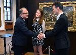 Виртуозите Лия Петрова и Светлин Русев получиха ценни цигулки от маестро Найден Тодоров