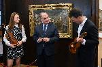 София – Връчване на ценни цигулки на именитите цигулари Лия Петрова и Светлин Русев