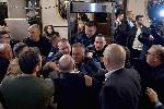 София - Протест пред Народния театър -  протест срещу спектакъла `Оръжията и човекът`, поставен от Джон Малкович