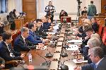 София- <br />
ПП-ДБ се среща с парламентарната група на БСП-Обединена левица