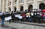 София - Протест на близки на убития Пейо Пеев  - Съдебна палата