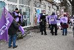 Еколози протестират за увеличение на заплатите си с блокиране на кръстовище в София