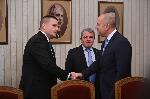 София - Президентът приема за консултации представители на "Има такъв народ"