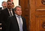 София - Президентът приема за консултации представители на