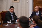 София - Президентът приема за консултации представители на МЕЧ