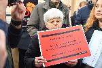 Продължаваме промяната подкрепя с митинг Лъчезар Ставрев пред сградата на Софийски градски съд