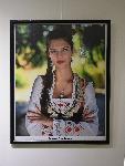 Изложба на фотографа Асен Великов разкрива красотата на българската носия