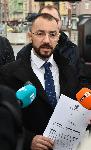 Пред пилоните на НДК общински съветници от ГЕРБ-СДС дават брифинг