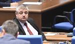 Парламентът провежда редовно заседание