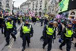 Лондон - Протест срещу крайно десните