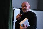 Бургас - Свами Тиртха представя книгата си за медитации