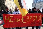 София - Протест на партия Възраждане срещу еврото пред БНБ