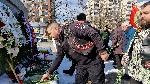 Посланик Митрофанова и служители от руското посолство поднасоха цветя на костницата в квартал „Лозенец“