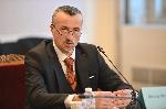 София - заседание на здравната комисия в парламента