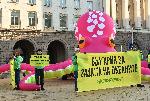 София - Акция на Грийнпийс- розов октопод пред МС