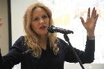 Бургас - лекция и актьорско изпълнение на Лиза Боева и Ицко Финци