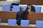 София- Петъчното заседание на парламента започва с блиц и парламентарен контрол