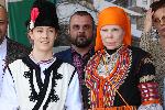 Княгиня Калина и семейството й са гости на маскарадния фестивал в Земен