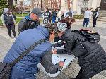 Плевен - Подписка с искане оставката на директора на АПИ
