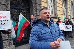 Бургас - Протест с искане за целогодишни полети на летището
