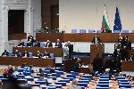 София - В Парламента дебатират по вот на недоверие срещу кабинета „Желязков“