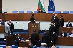 София - В Парламента дебатират по вот на недоверие срещу кабинета „Желязков“