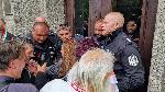 София - Протест пред Агенцията по храните - защита стадата на бай Георги от Велинград