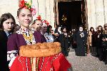 Варна  - Стотици миряни посрещат патриарх Даниил