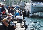 На Морска гара Варна десетки  прекараха слънчевият съботен ден с въдица в ръка