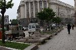 София - Микробус се удари в електрически стълб пред президенството