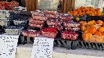 София - Женски пазар - череши,ягоди и зеленчуци