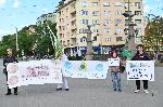 Акция "Бъдеще в лева, не в евро" блокира кръстовището на Орлов мост в София