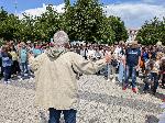 Стотици на центъра в Плевен в защита на лева