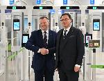Британският министър за отношенията с ЕС Ник Томас Симъндс е на официална визита у нас